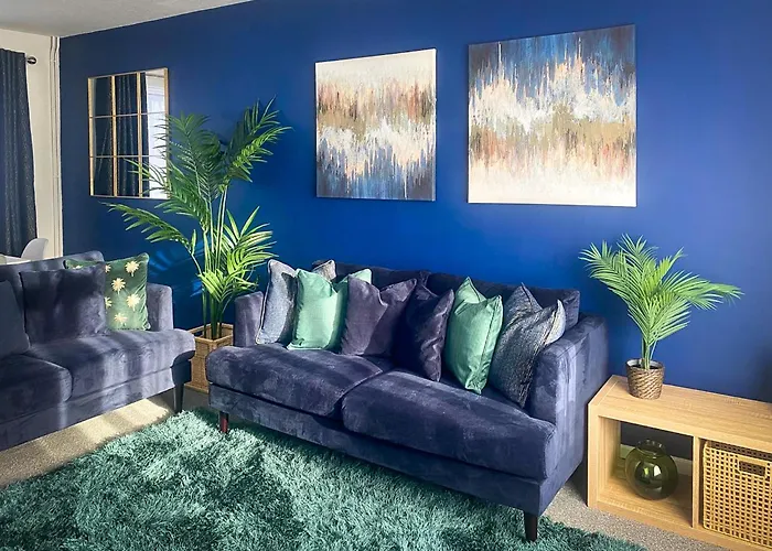 Phoenix House - 2 Double Bedroom House - Business And Corporate Travellers